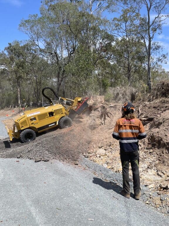 Cert 3 tree lopping arborist from Dynamic Tree Solutions removing a large stump in Camira.
